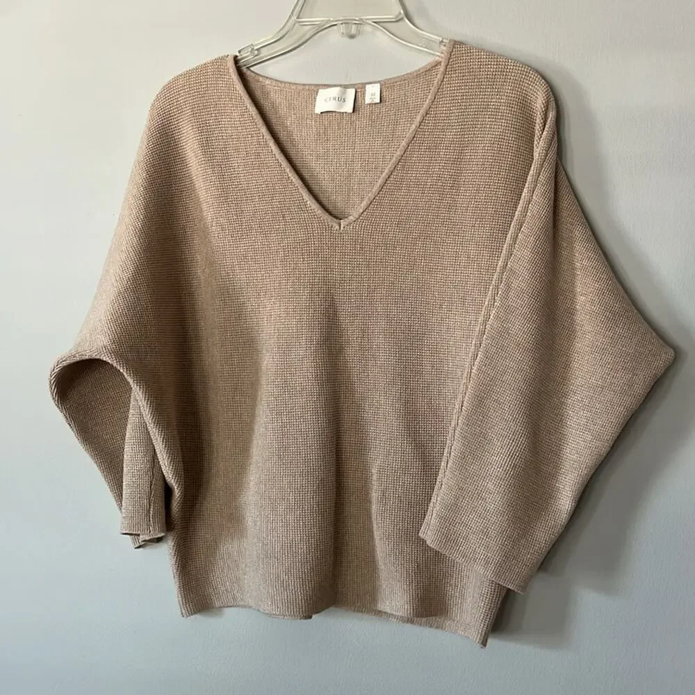 Cyrus Top ** - Picture 1 of 11